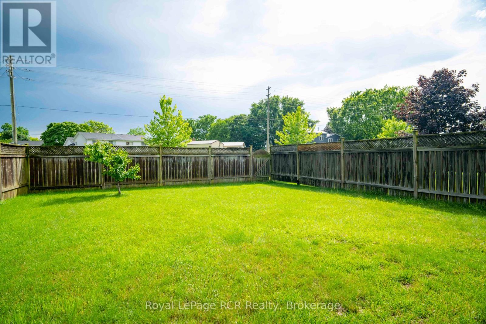 572 SCOUGALL COURT - 23