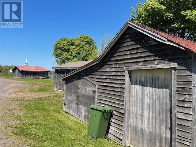 1729 Highway 6 - 38