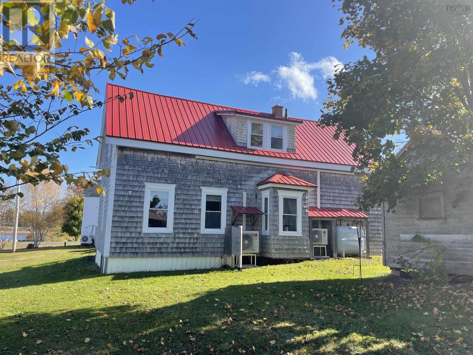 1729 Highway 6 - 8