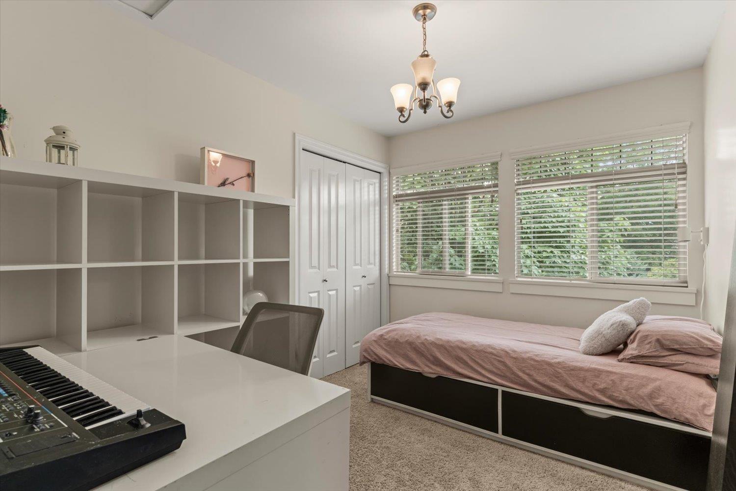 5976 MATSQUI STREET, Garrison Crossing, Chilliwack