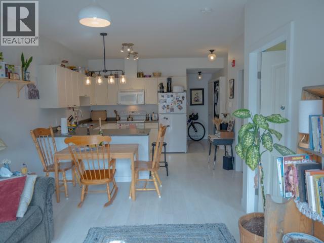 104-505 OGILVIE STREET - Image 3