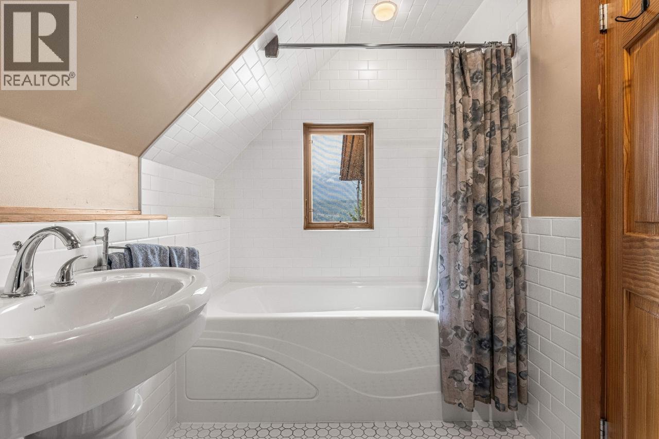 1403 DEER RIDGE Road - 40