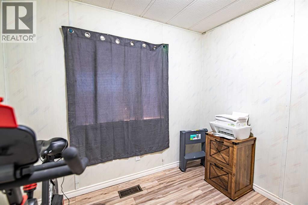 3, 5344 76 Street - 9