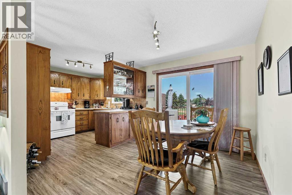 288 Ross Glen Drive SE — photo 10