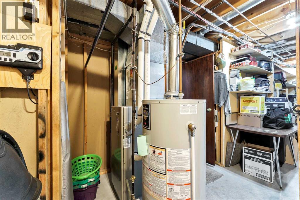 288 Ross Glen Drive SE — photo 36