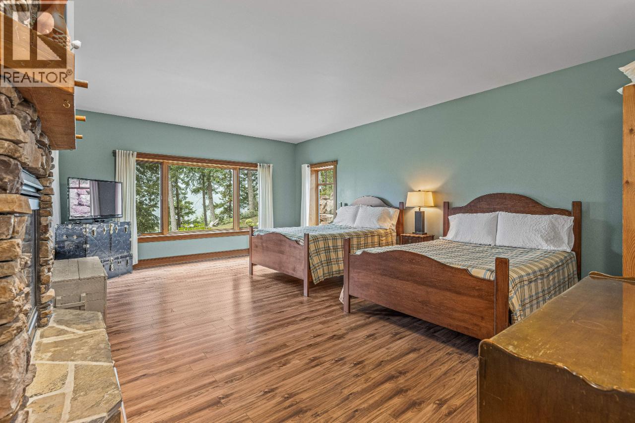 1403 DEER RIDGE Road - 56