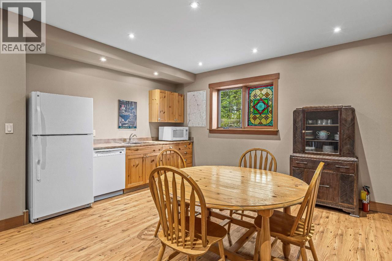 1403 DEER RIDGE Road - 60