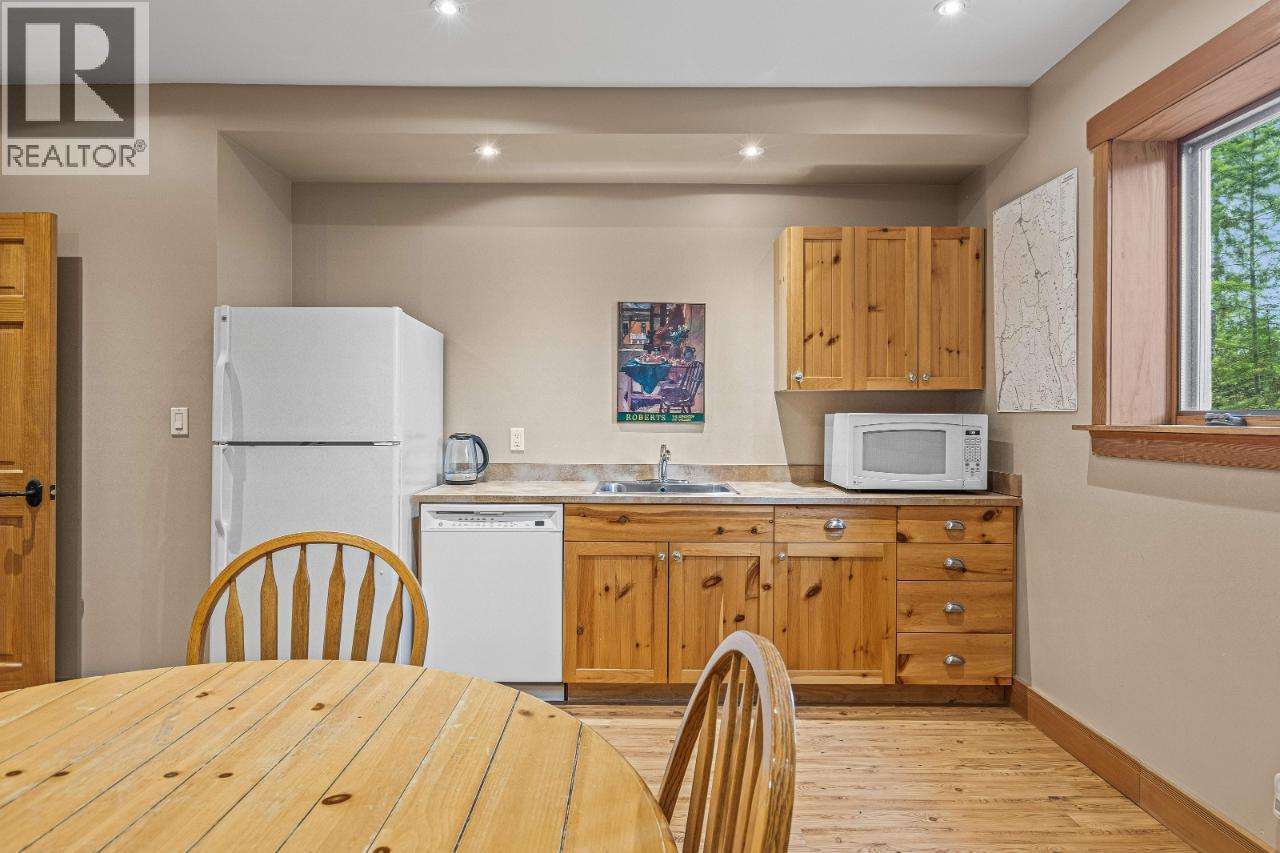 1403 DEER RIDGE Road - 61