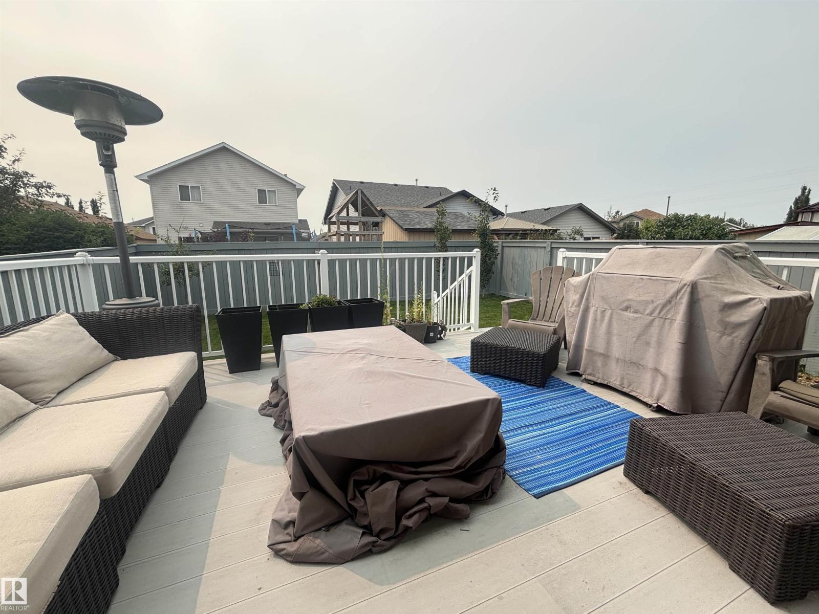 19039 47 AV NW - 32