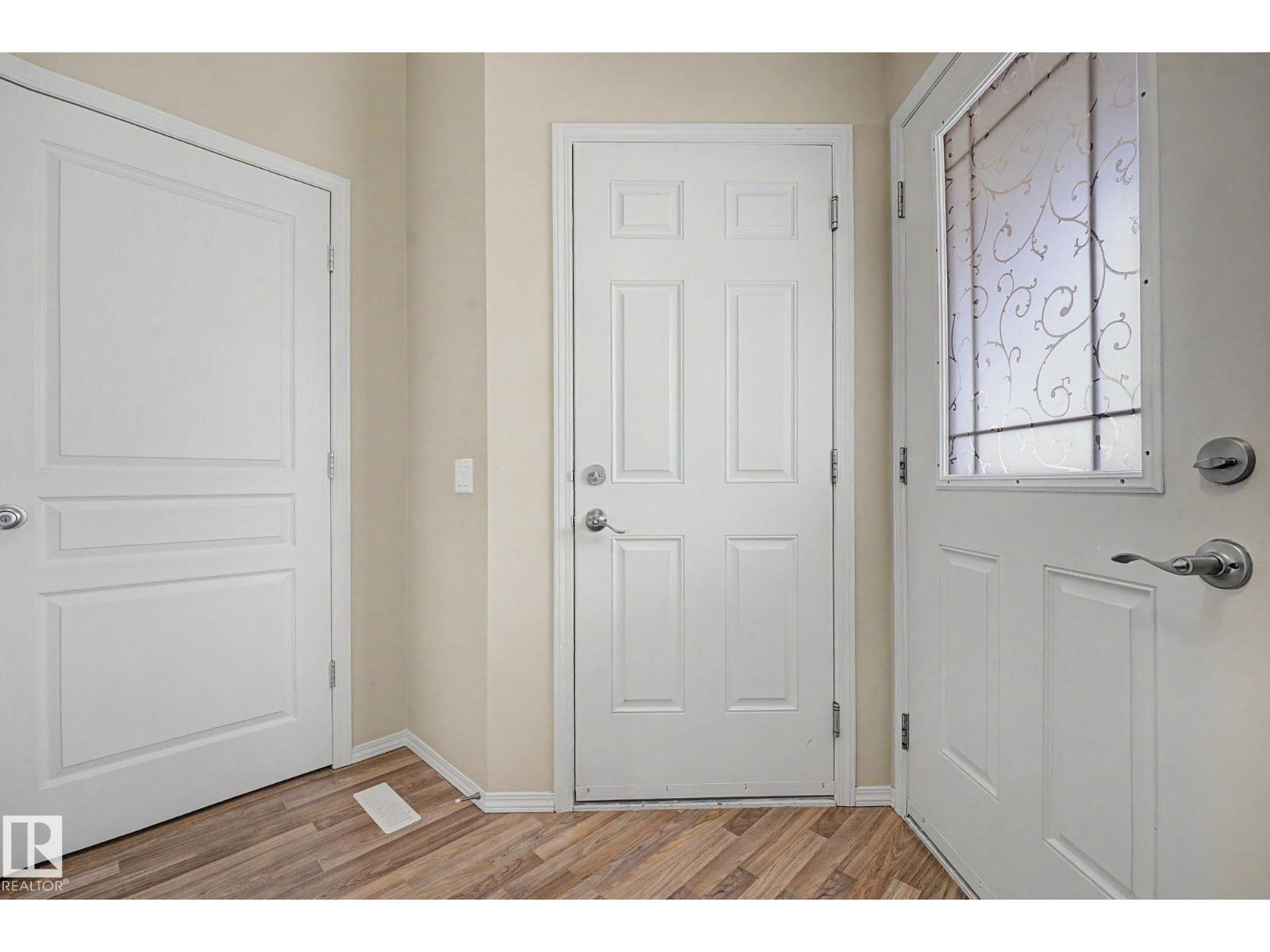 19039 47 AV NW - 5