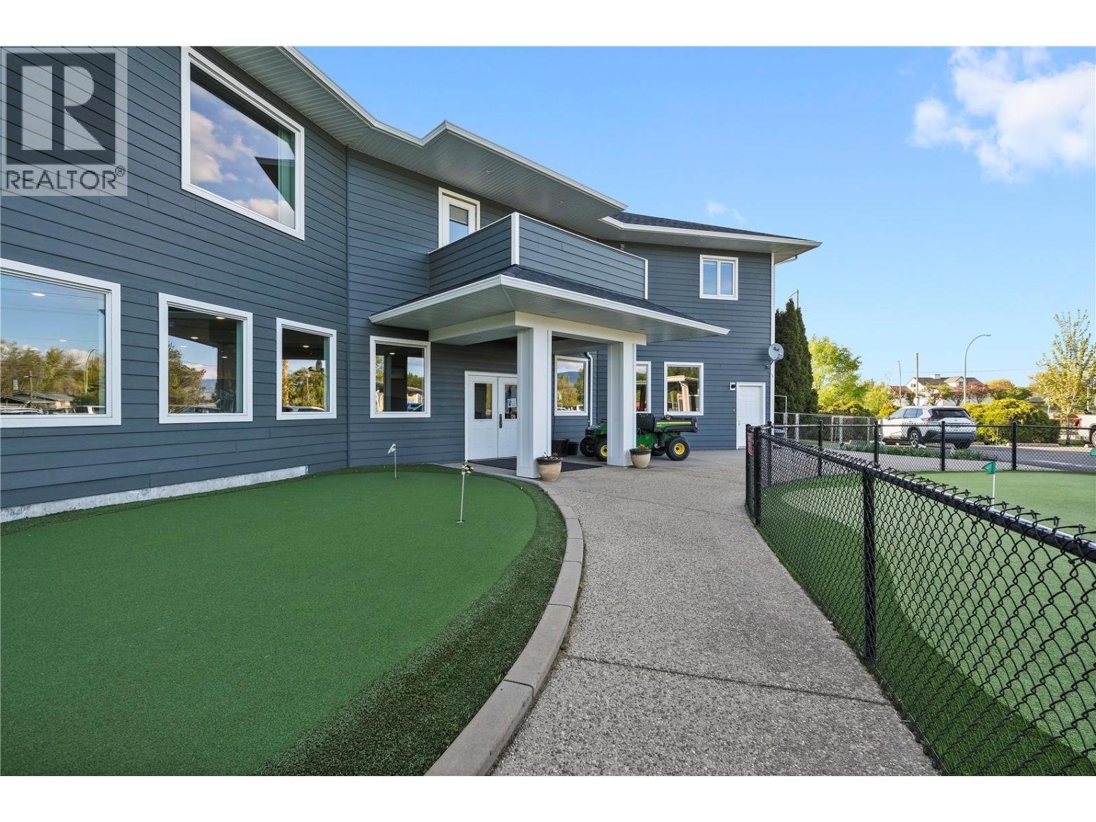 3810 Casorso Road - 28