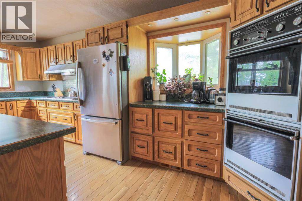 5314 57 Avenue - 3
