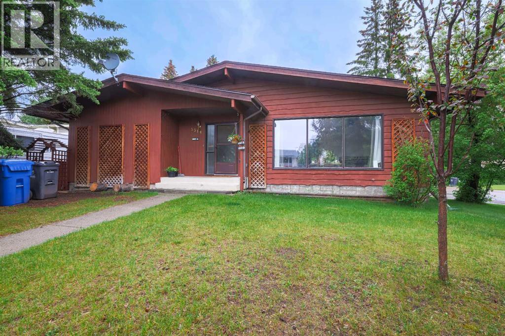 5314 57 Avenue - 1