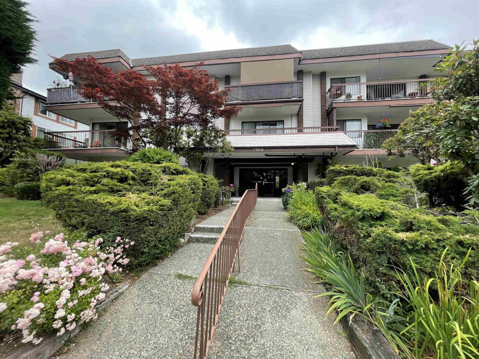 106 1360 Martin Street, White Rock BC