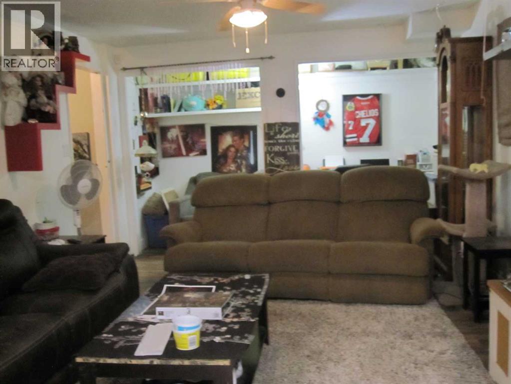 5314 57 Avenue - 24