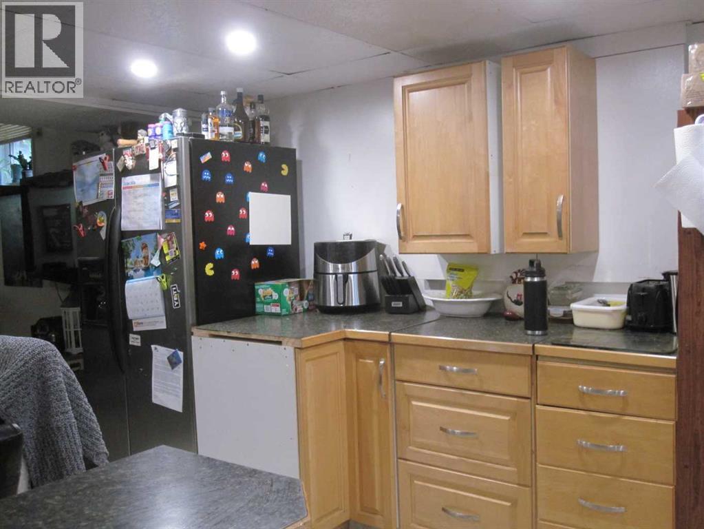 5314 57 Avenue - 26