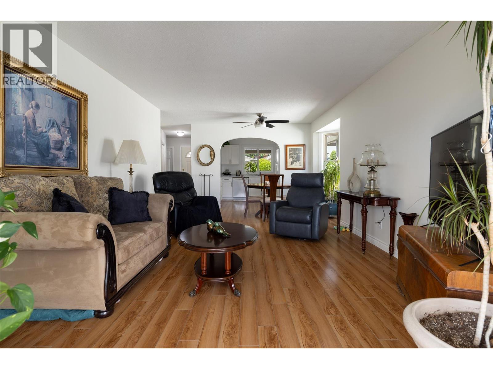 #28 4303 27 Avenue - 12
