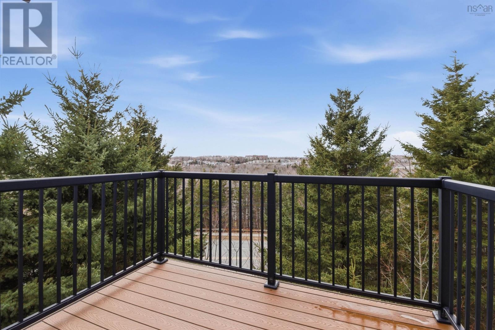 #215 75 Collins Grove - 20
