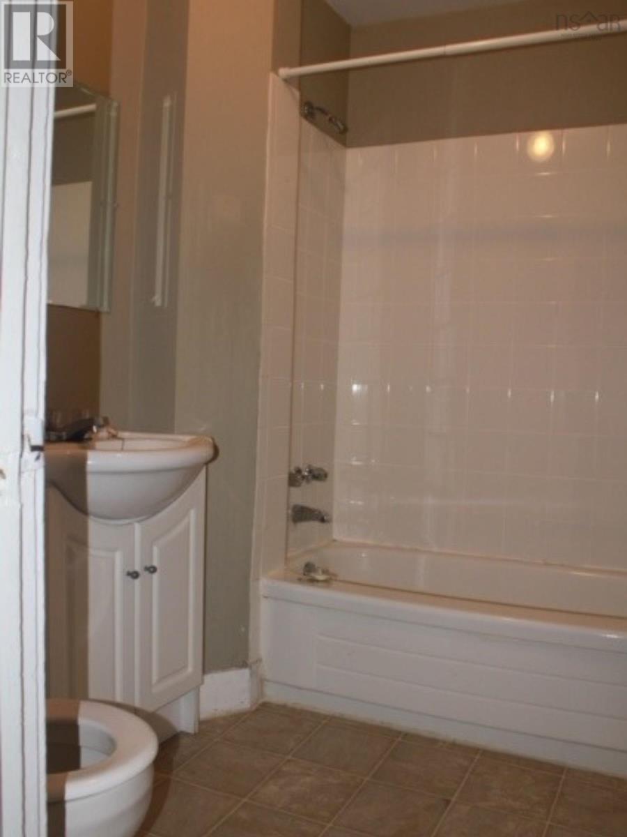 217 Windmill Road - 6