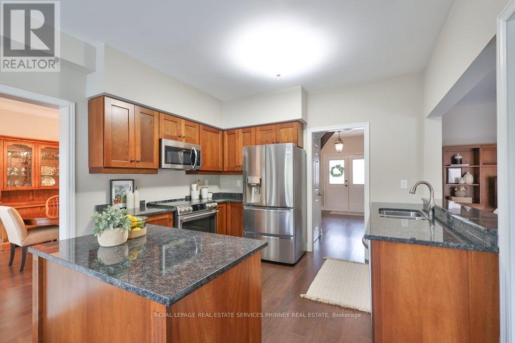 1962 CALGARY COURT - 11