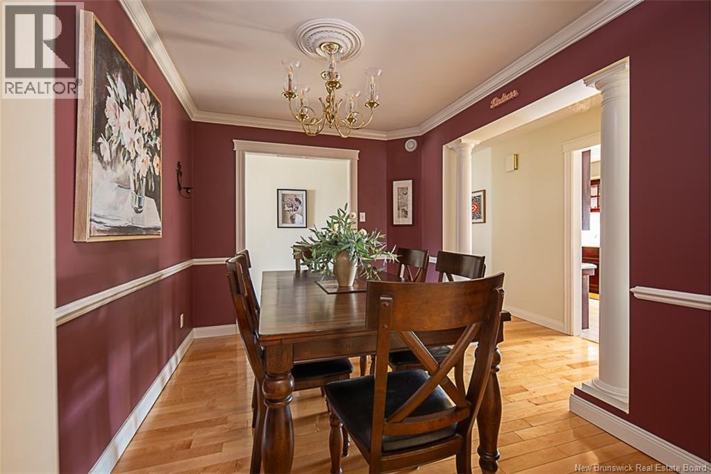 305 Douglas Avenue - 18