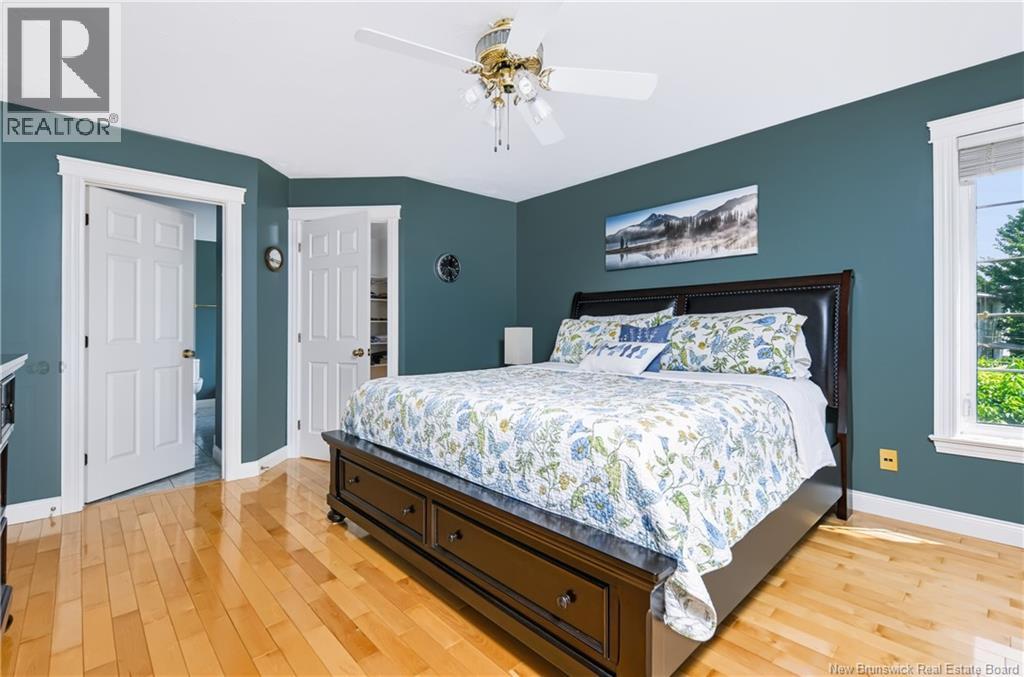 305 Douglas Avenue - Image 22