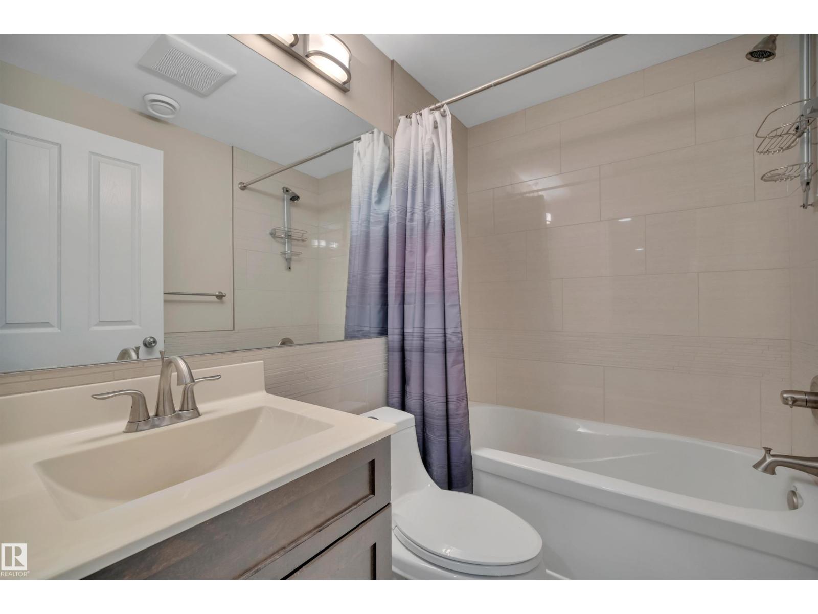 5912 8 AV SW — photo 41