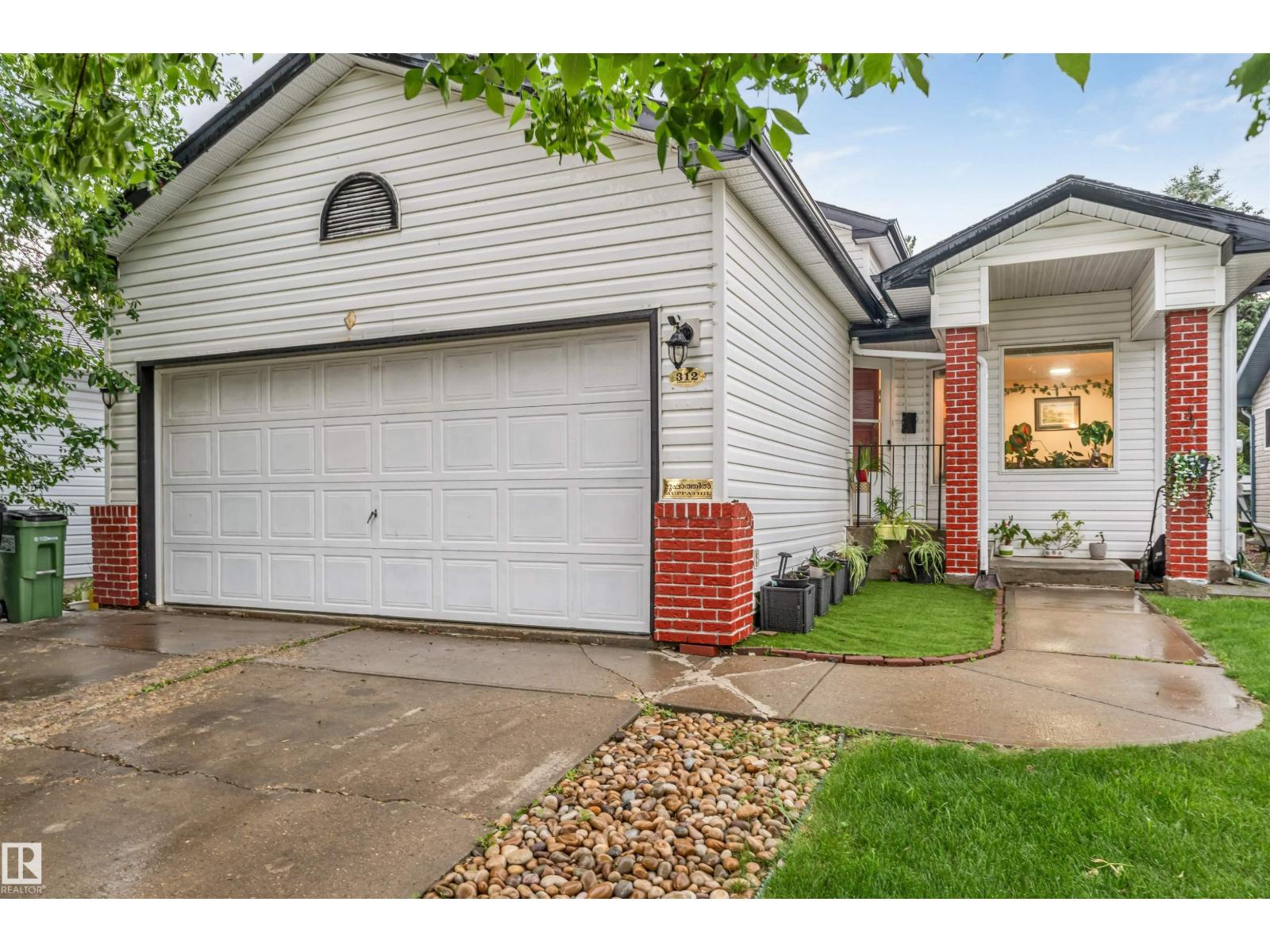 312 BERINGER CR NW - photo 2