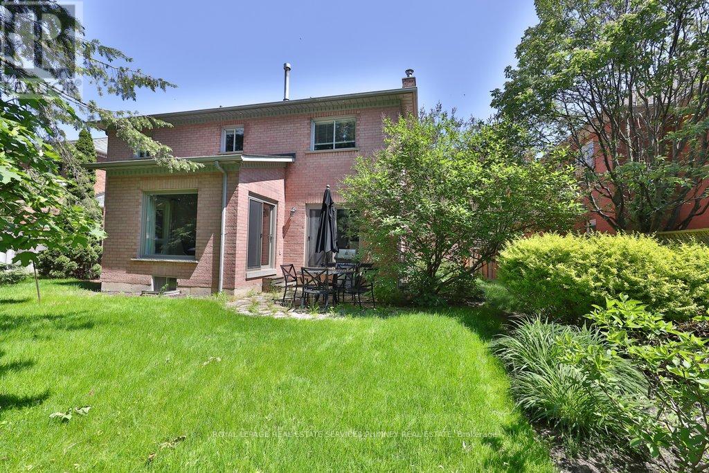1962 CALGARY COURT - 35