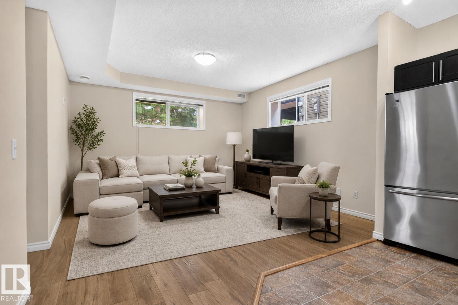#18 6520 2 AV SW - 10