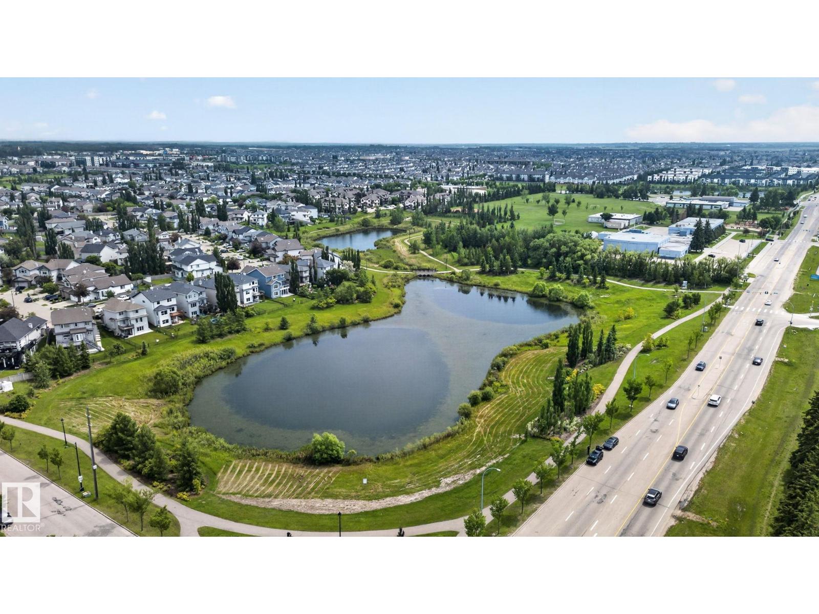 #18 6520 2 AV SW - 33