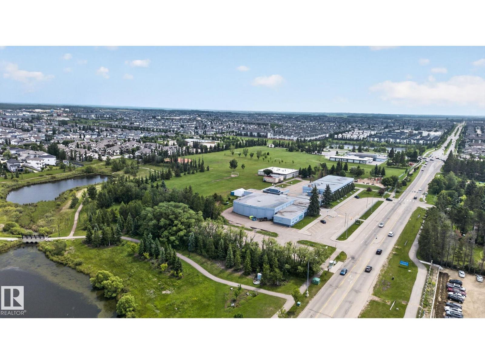 #18 6520 2 AV SW - 34
