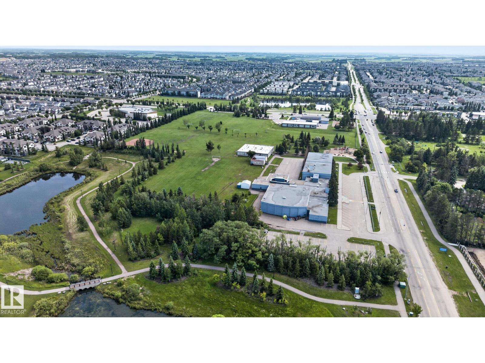 #18 6520 2 AV SW - 38
