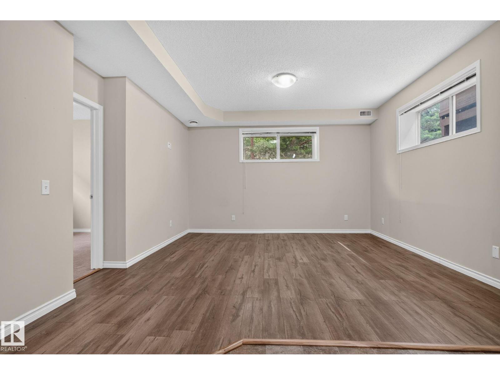 #18 6520 2 AV SW - 8