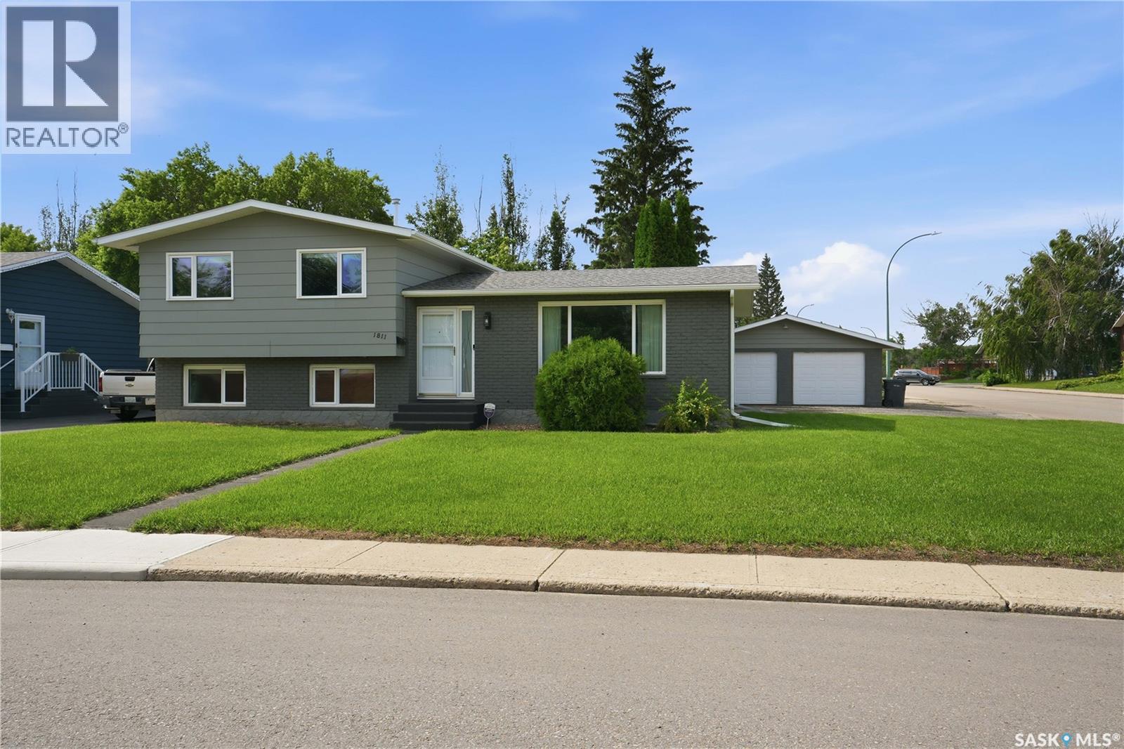 1811 Bowers DRIVE - 29