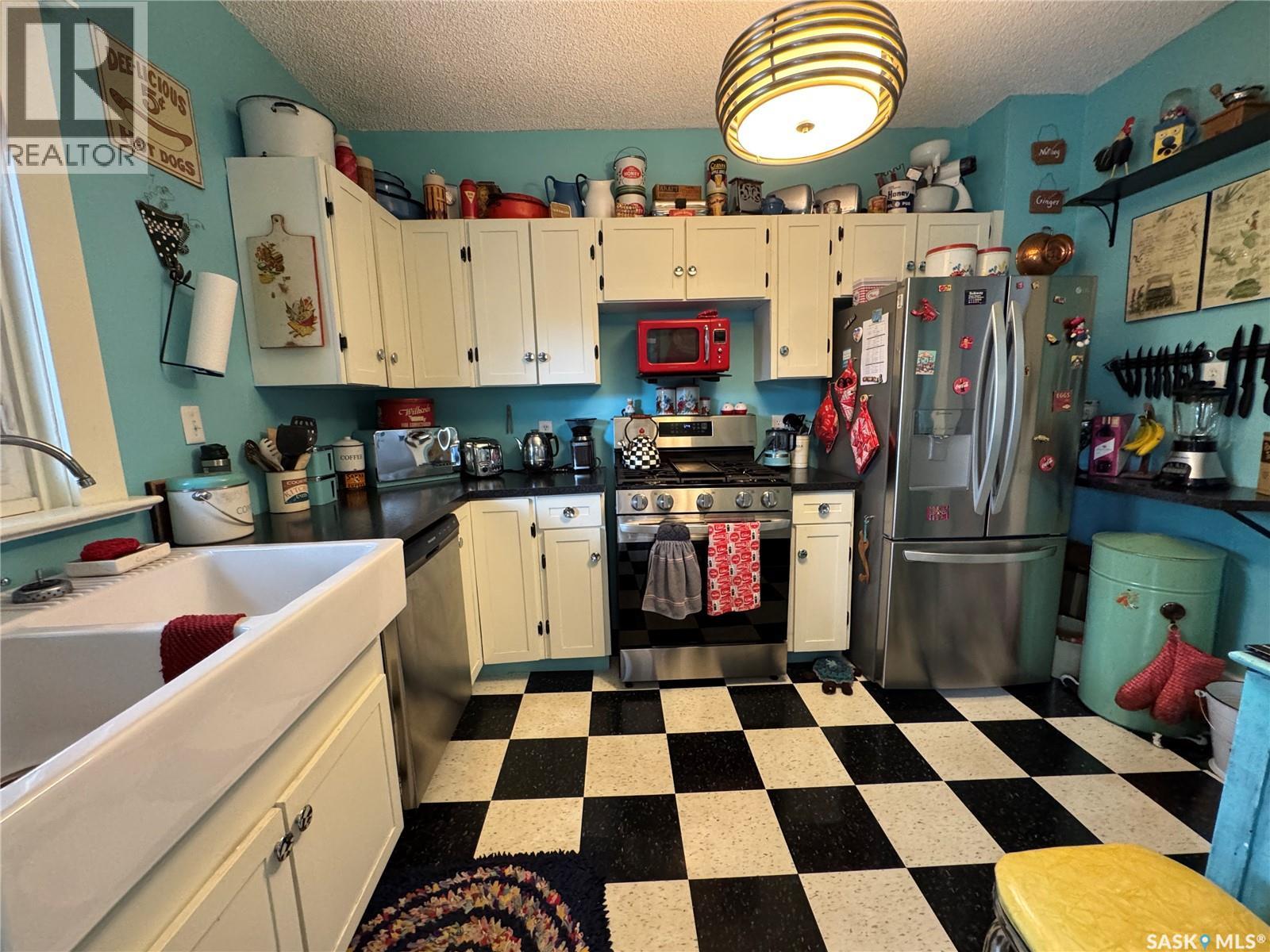 2328 Rae STREET - 13