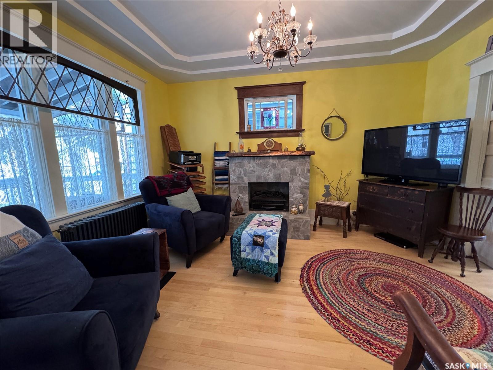 2328 Rae STREET - 8