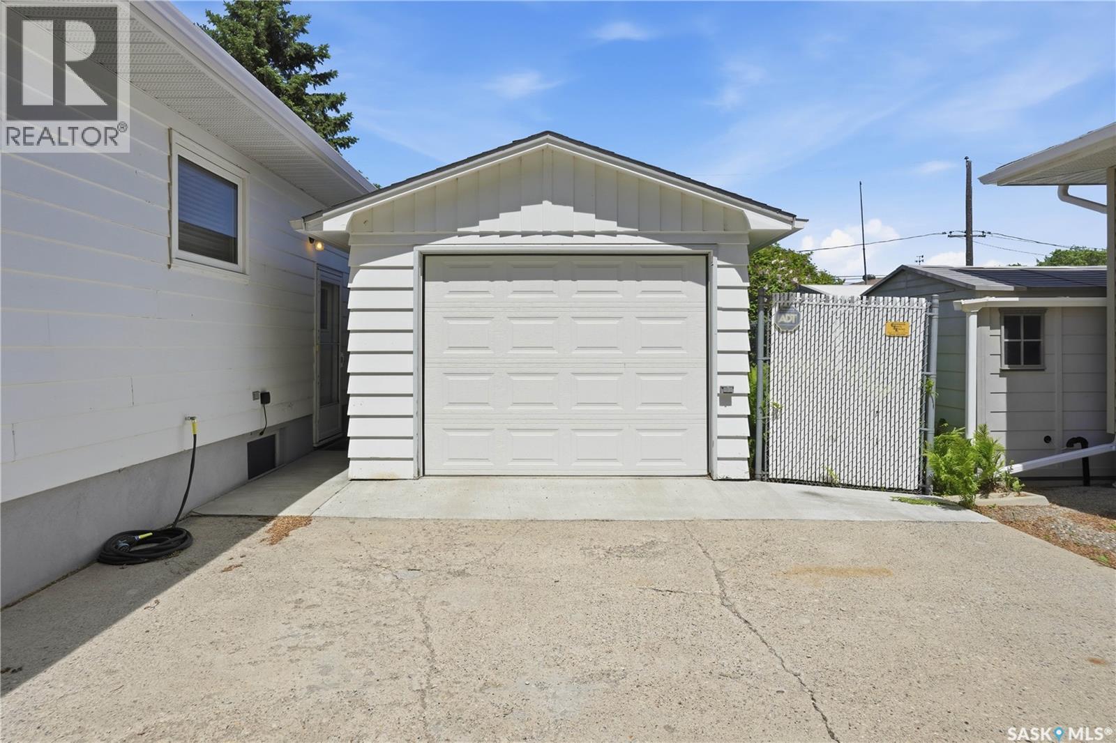 3216 28th AVENUE - 32