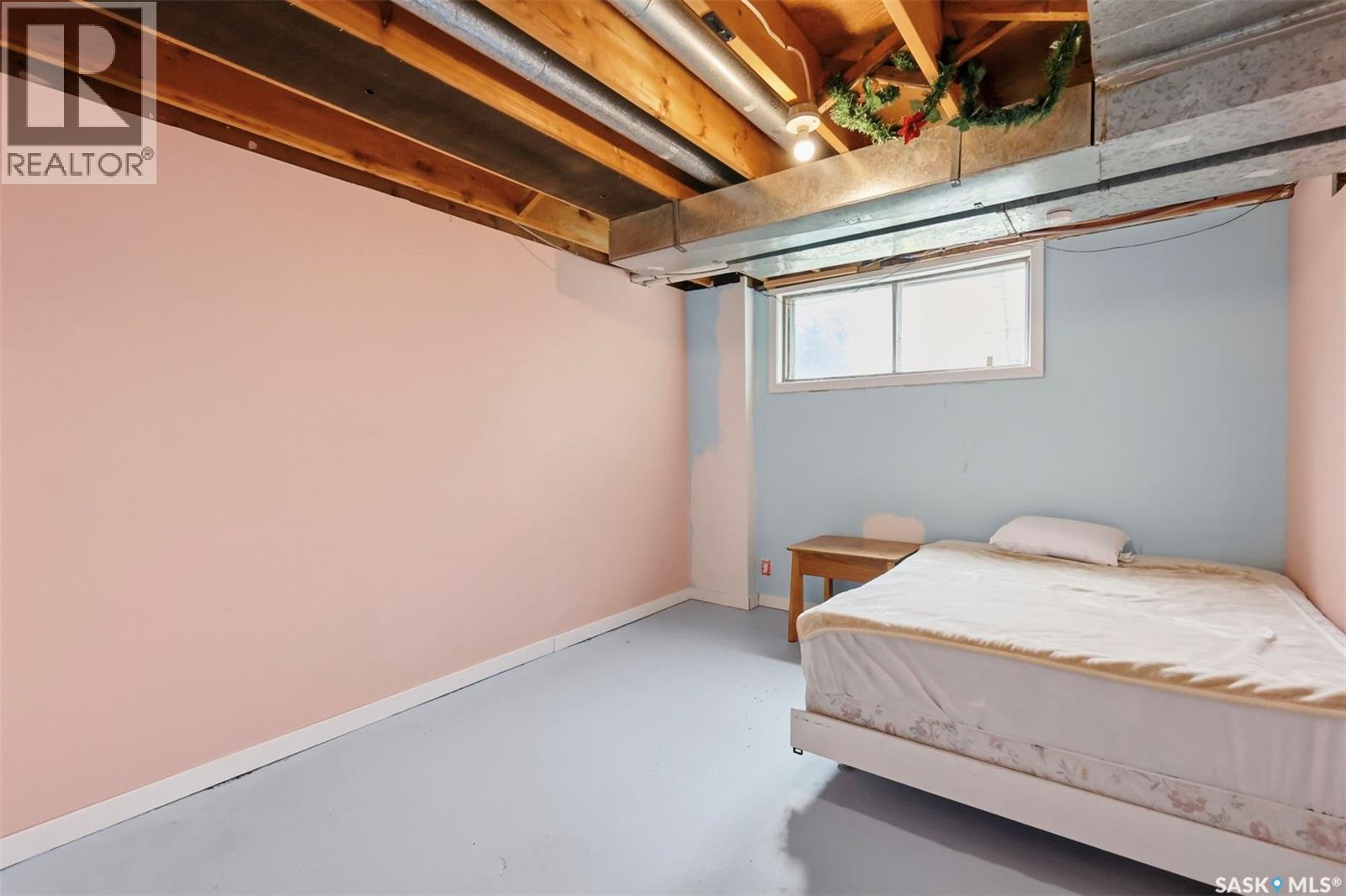 304 4th AVENUE - 28