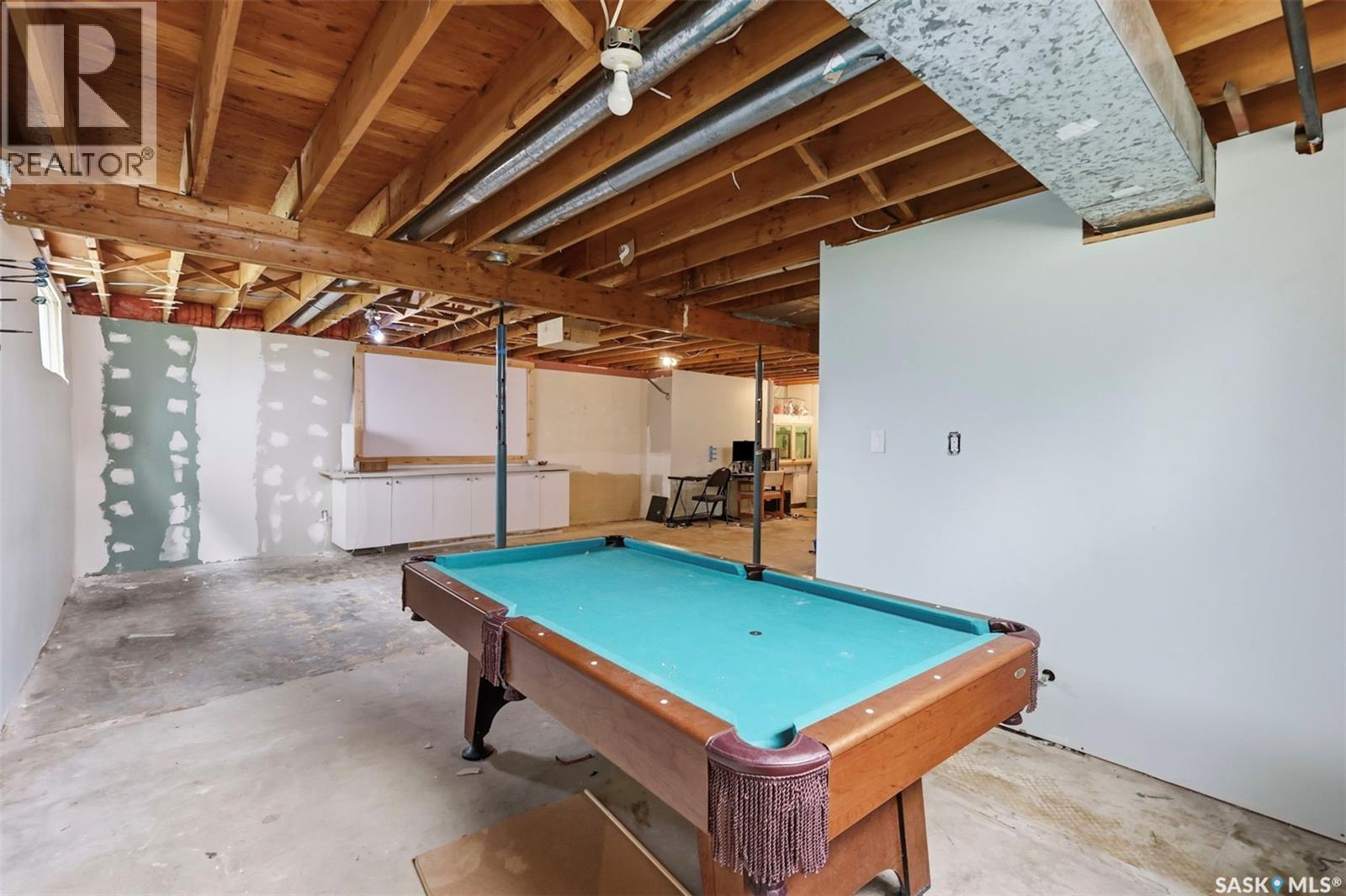 304 4th AVENUE - 26