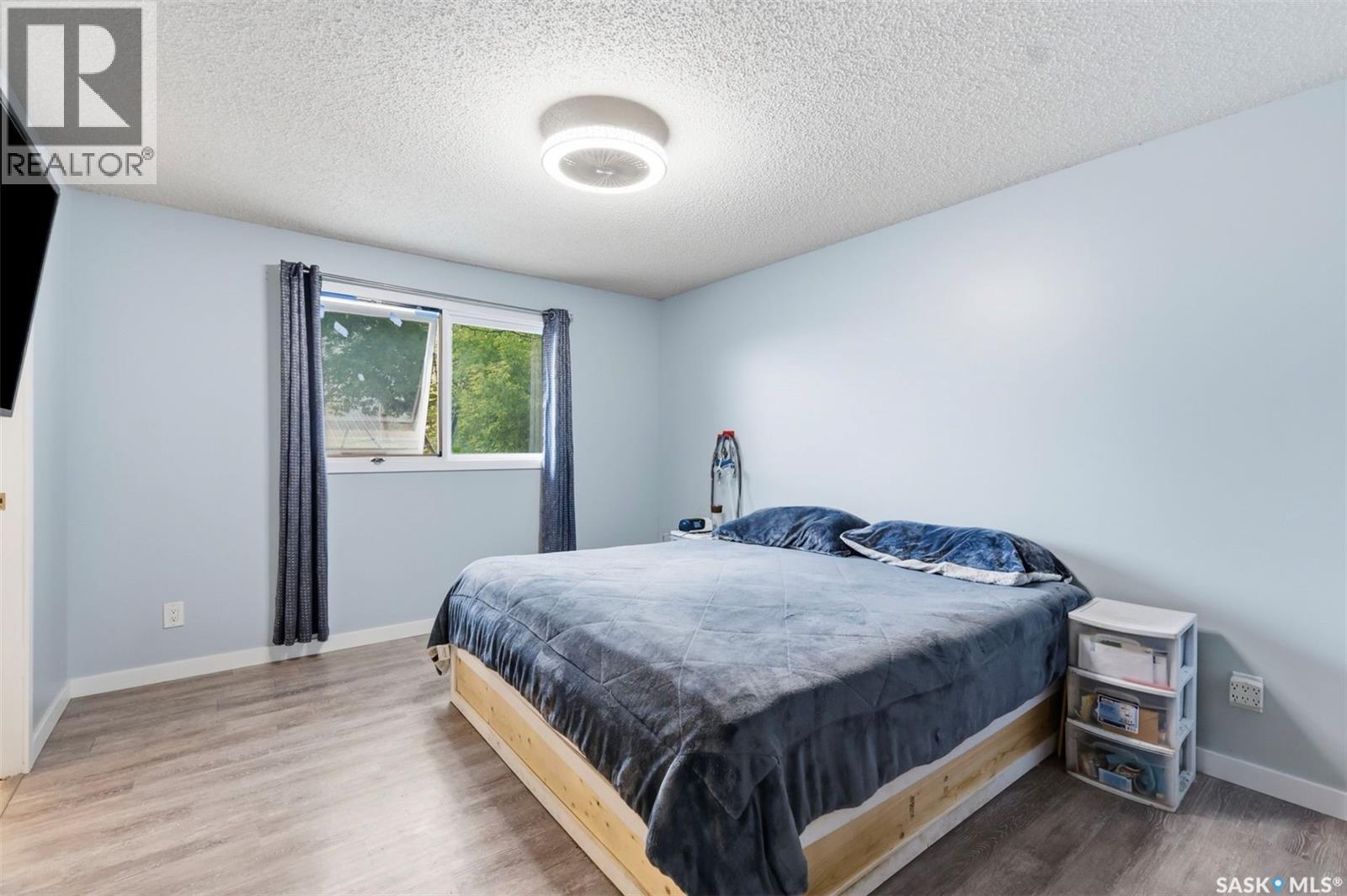 304 4th AVENUE - 14