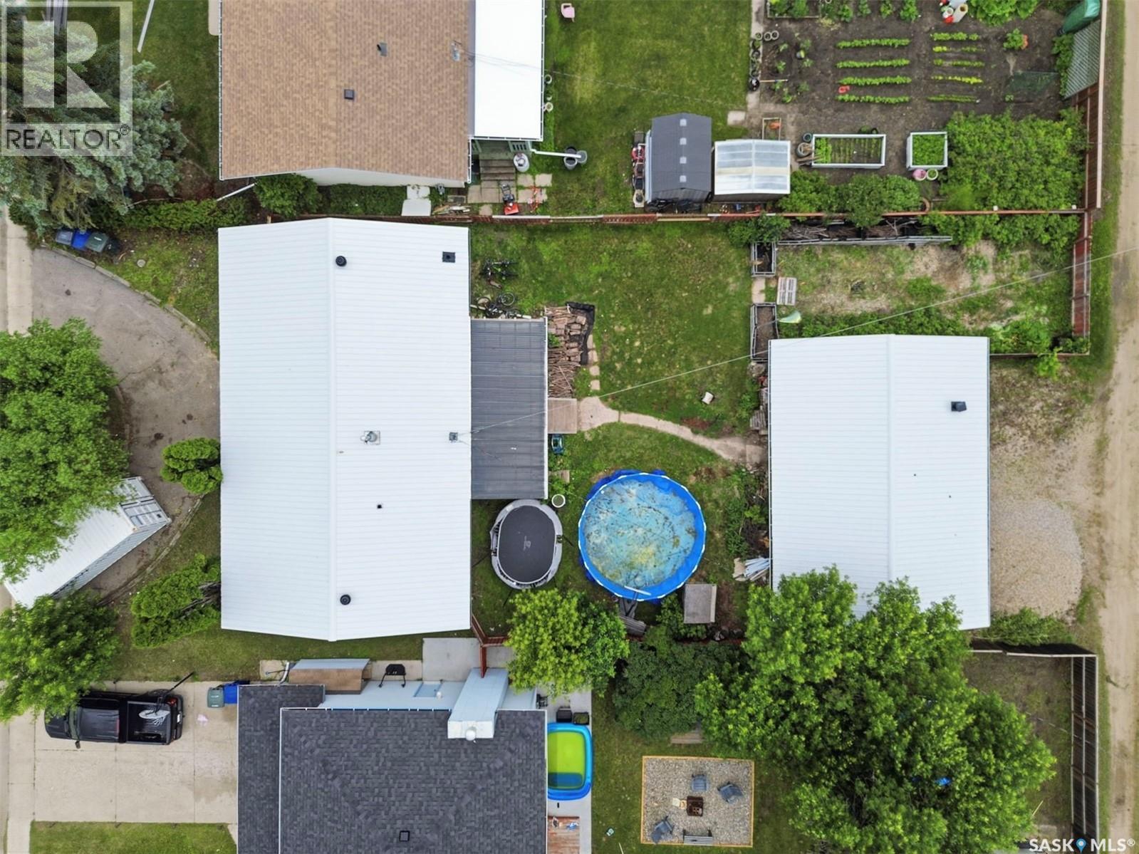 304 4th AVENUE - 43