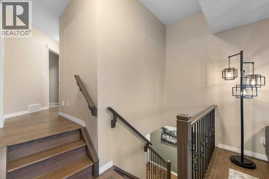 173 Bridleridge View SW - 18