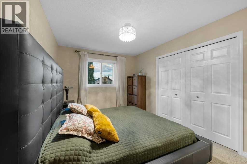 173 Bridleridge View SW - 23