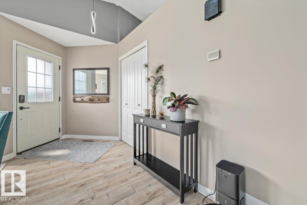 2 GRASSVIEW CR — photo 13