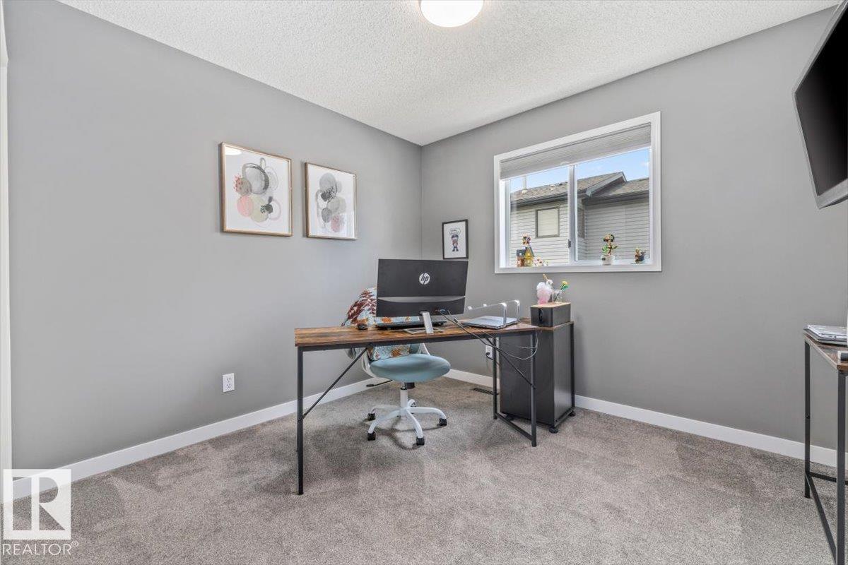 2 GRASSVIEW CR — photo 32
