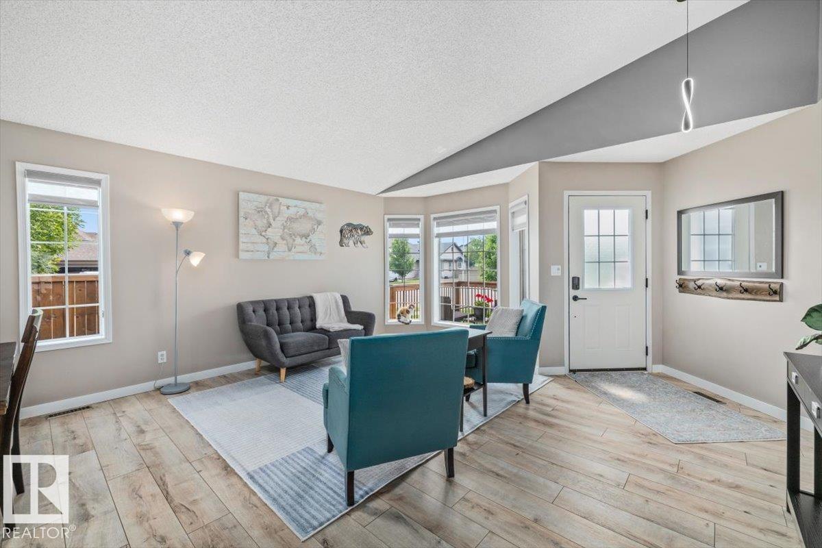 2 GRASSVIEW CR — photo 15