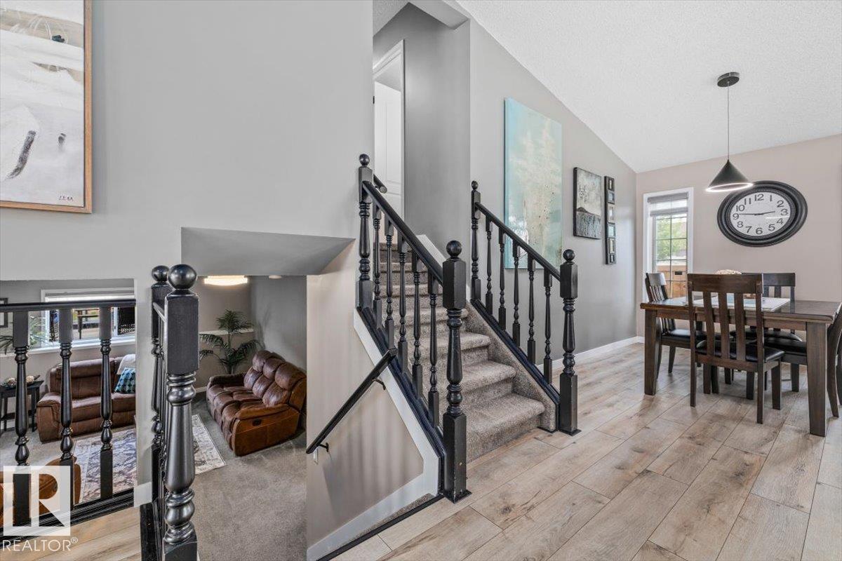 2 GRASSVIEW CR — photo 18