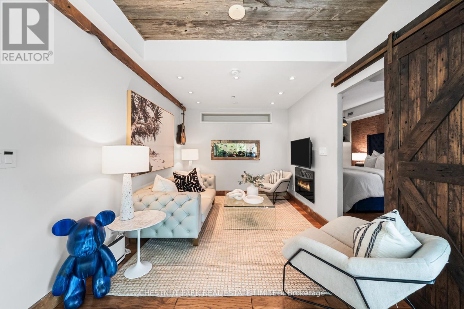 #107 150 HOMEWOOD AVENUE - 18