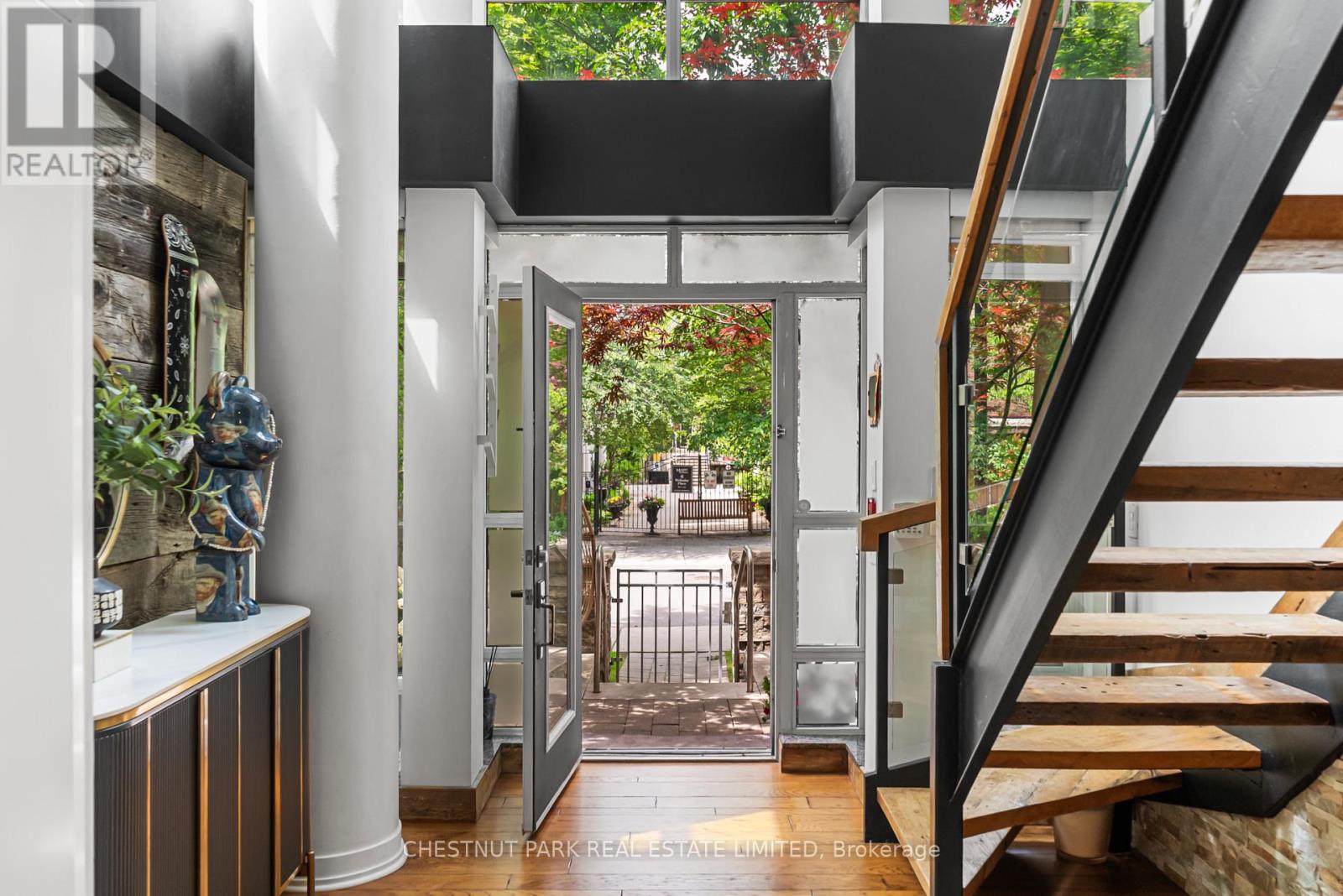 #107 150 HOMEWOOD AVENUE - 5